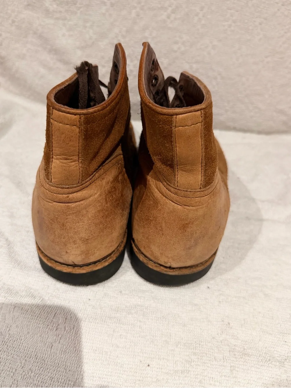 Neil M Men's Suede Chukka Boots in Chestnut Brown